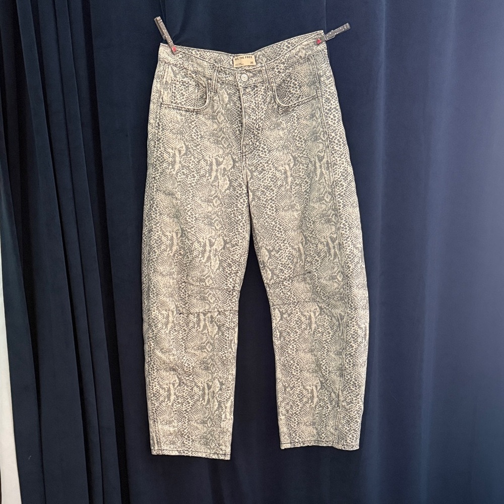 We The Free Gray Patterned Pants - image 1